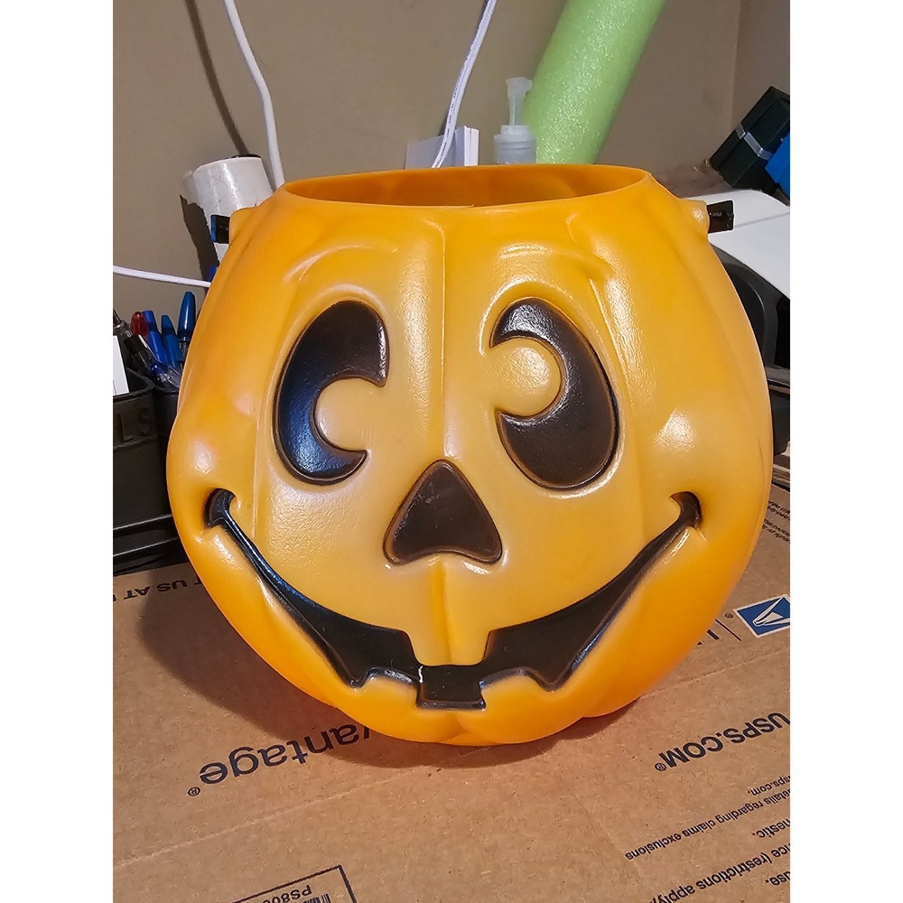 Vintage Grand Venture Blow Mold Halloween Pumpkin Pail